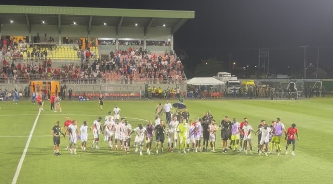 Suriname wint van Puerto Rico